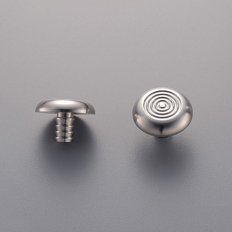 tactile studs 